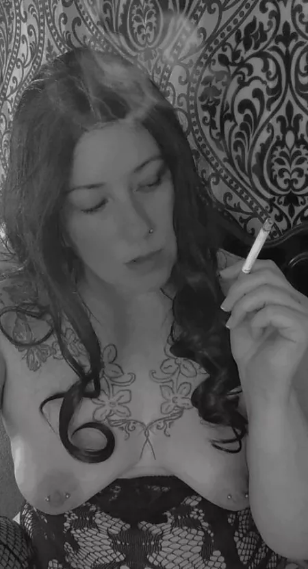 (Female) 42.. Are you enjoying your Friday? (Female) 42.. Are you enjoying your Friday?