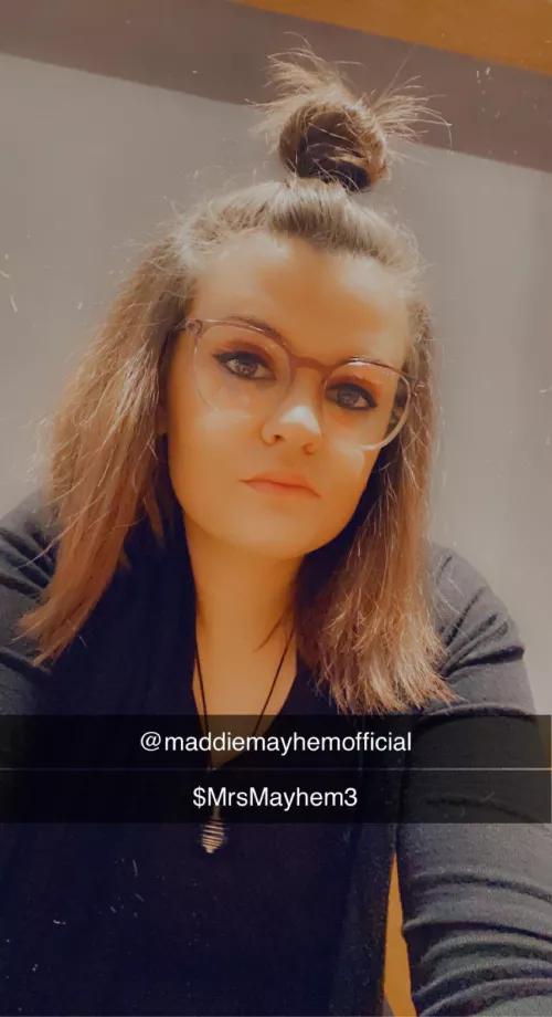 Free to sub, PPV content. 24 yr old MILF ๐ค Free to sub, PPV content. 24 yr old MILF ๐ค