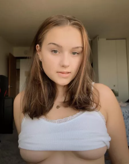 Fuck or Date? (f18) Fuck or Date? (f18)