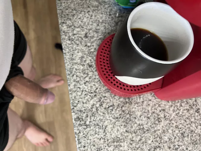 Getting so(m)e coffee ready. Getting so(m)e coffee ready.
