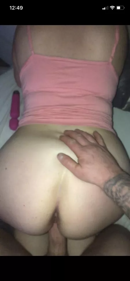 Giving it to her from behind 💦 Giving it to her from behind 💦