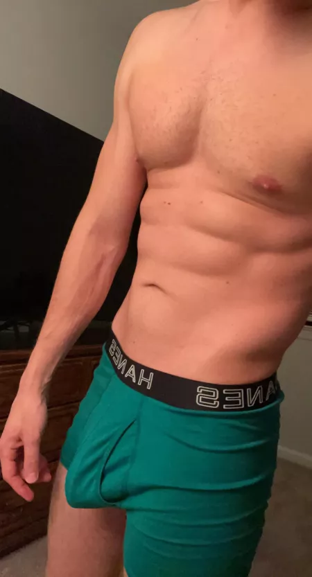 Go insane, let me see them Hanes Go insane, let me see them Hanes