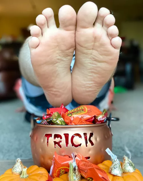 Happy spooky month ππ» Happy spooky month ππ»