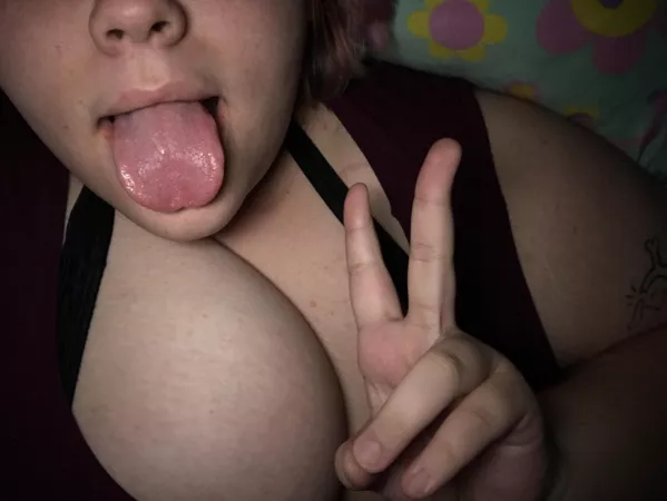 hmu if you like femme enbies hmu if you like femme enbies