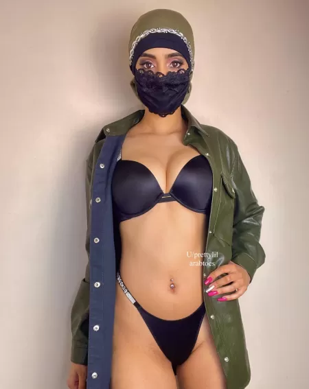 In front of my strict Muslim parents I wear an abaya, but for Reddit I show off what I wear underneath๐๐คซ In front of my strict Muslim parents I wear an abaya, but for Reddit I show off what I wear underneath๐๐คซ