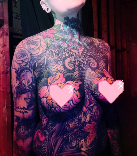 it's tattooed titty Tuesday.. π come play with me for 50% off my Onlyfans! π Link in bio π₯ it's tattooed titty Tuesday.. π come play with me for 50% off my Onlyfans! π Link in bio π₯