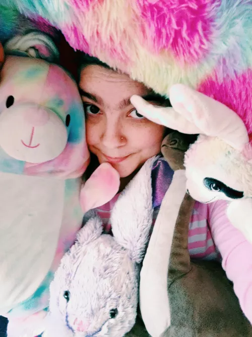 Just me and the crew hanging out the morning! Just me and the crew hanging out the morning!