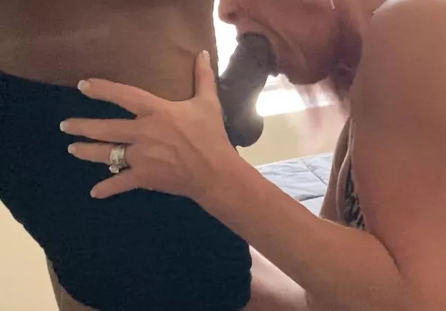Love seeing the ring while she is pleasing her bull. Love seeing the ring while she is pleasing her bull.