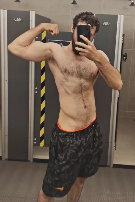 More post workout selfies 🤭 More post workout selfies 🤭