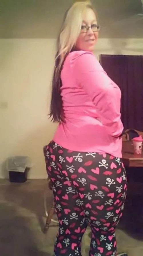 My moms getting fucked in her room by some rando. HMU on discord if you wanna listen and jerk with me over voice call (No mic muting) user: joncope2530#5927 My moms getting fucked in her room by some rando. HMU on discord if you wanna listen and jerk with me over voice call (No mic muting) user: joncope2530#5927