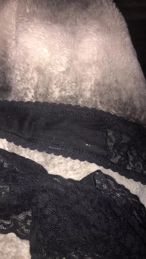 Not very dirty but a little stain there Not very dirty but a little stain there