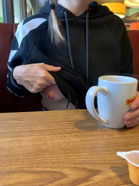 Pass the creamer this way Pass the creamer this way