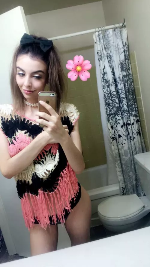 Selling nudes, long videos (sextapes, fingering, dildo), sexting sessions, gfe...hit me up on Kik or Snap @missofiac 😋 Selling nudes, long videos (sextapes, fingering, dildo), sexting sessions, gfe...hit me up on Kik or Snap @missofiac 😋