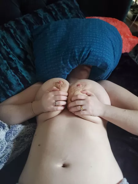 She's ready for a titty fuck She's ready for a titty fuck