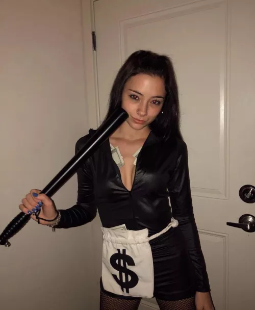 Slutty bank robber (dm me for @) Slutty bank robber (dm me for @)