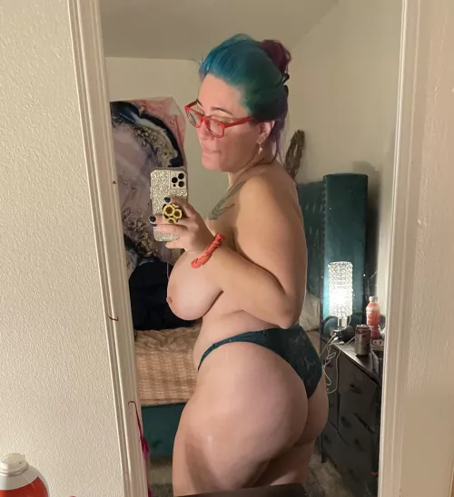 Taking boyfriend applications, come apply on my OF, free trial in comments 😇 Taking boyfriend applications, come apply on my OF, free trial in comments 😇
