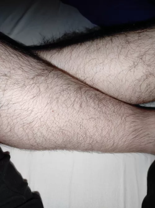 The shadows make my calves look even hairier The shadows make my calves look even hairier