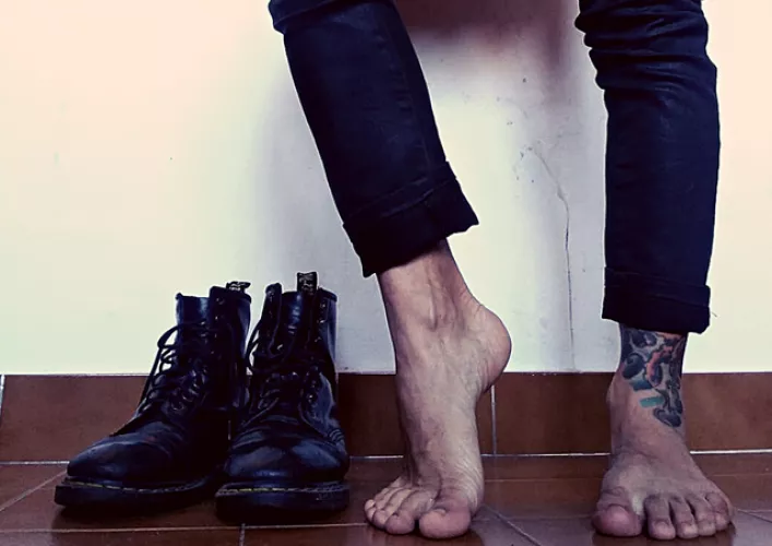 What do you think of my feet? write the first thing that your image generates π₯ What do you think of my feet? write the first thing that your image generates π₯
