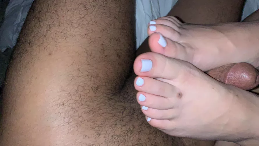 White toes White toes