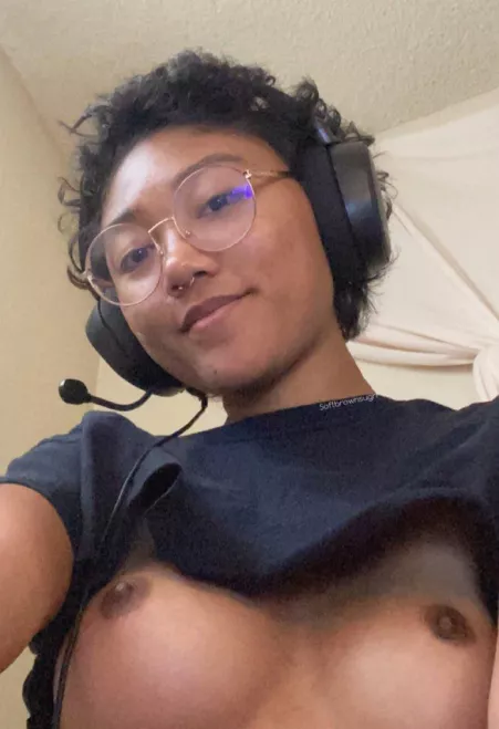 You can lay your head on my lap You can lay your head on my lap