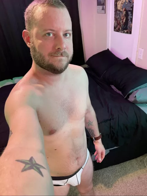 Time to unwind and smoke. Time to unwind and smoke.