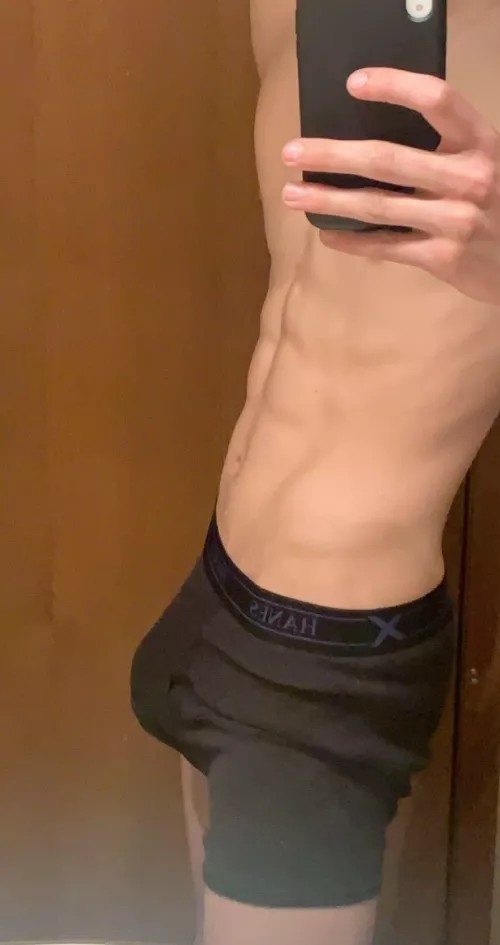(21) so skinny that my bulge is bigger than my ass .. lol (21) so skinny that my bulge is bigger than my ass .. lol