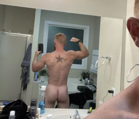 A side of me I don’t normally share. Any ladies appreciate a good (39) butt?