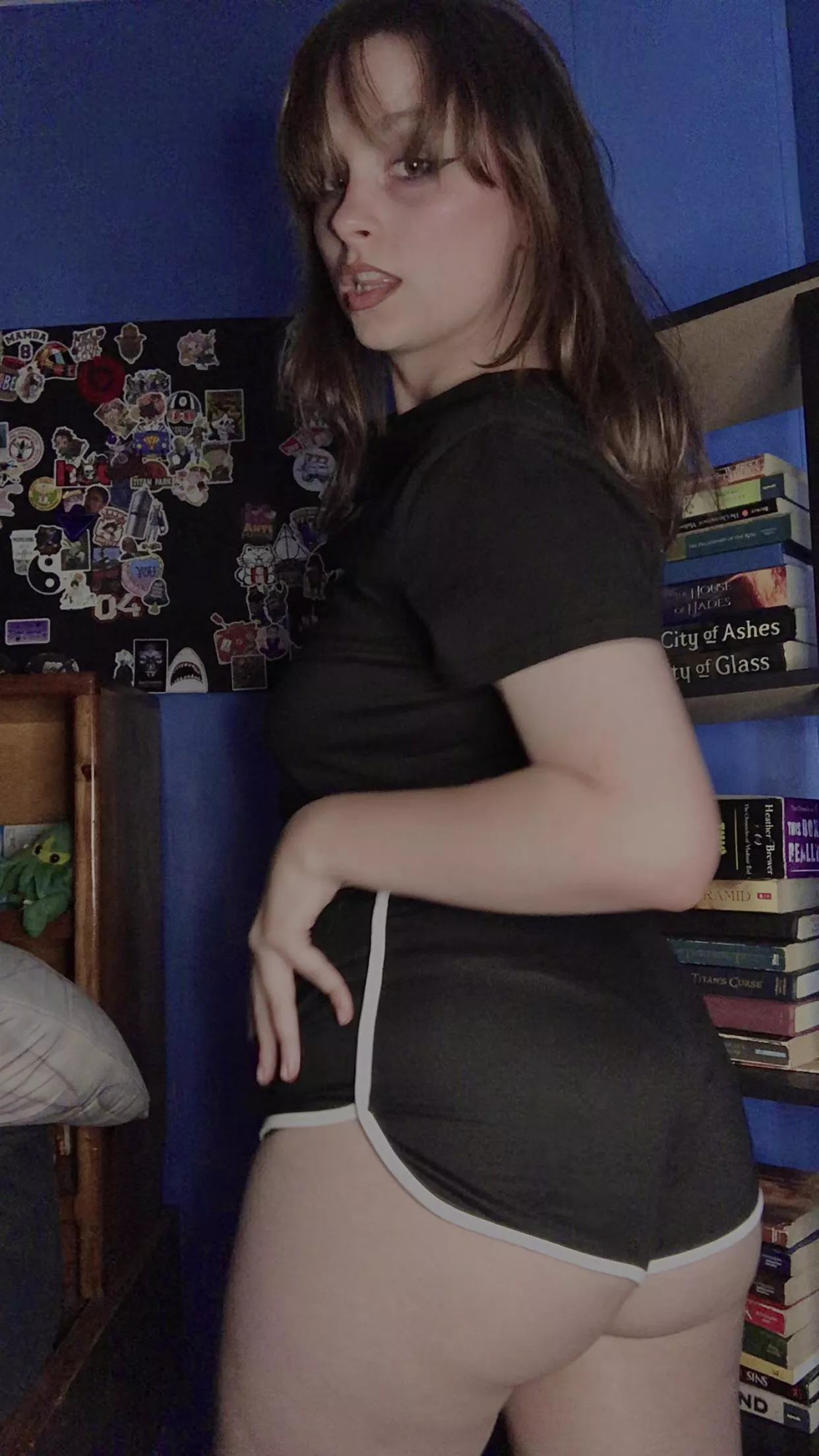 ✨Girlfriend experience✨ switch 😈😇 what would you do to watch me cum?? 🤤💦