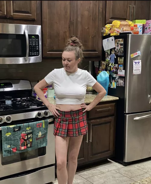 Who wants to play? Who wants to play?