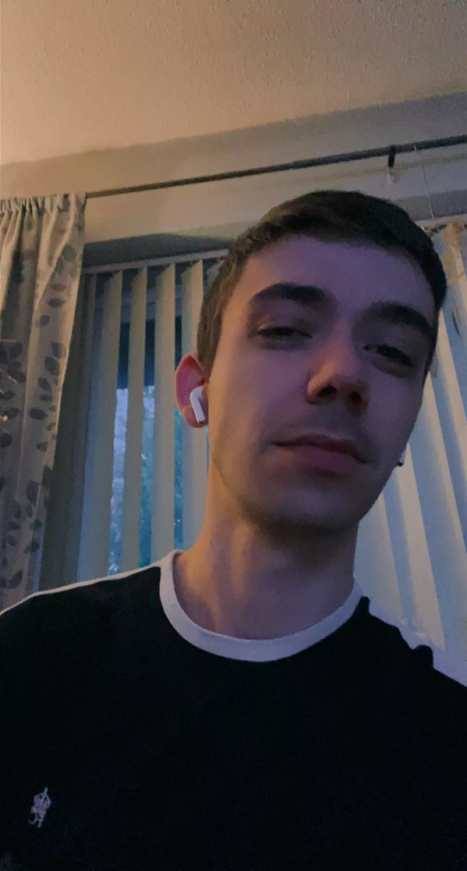 Looking for new gaming friends, PS4, who’s up for fortnite? Psn: belfastpaul226