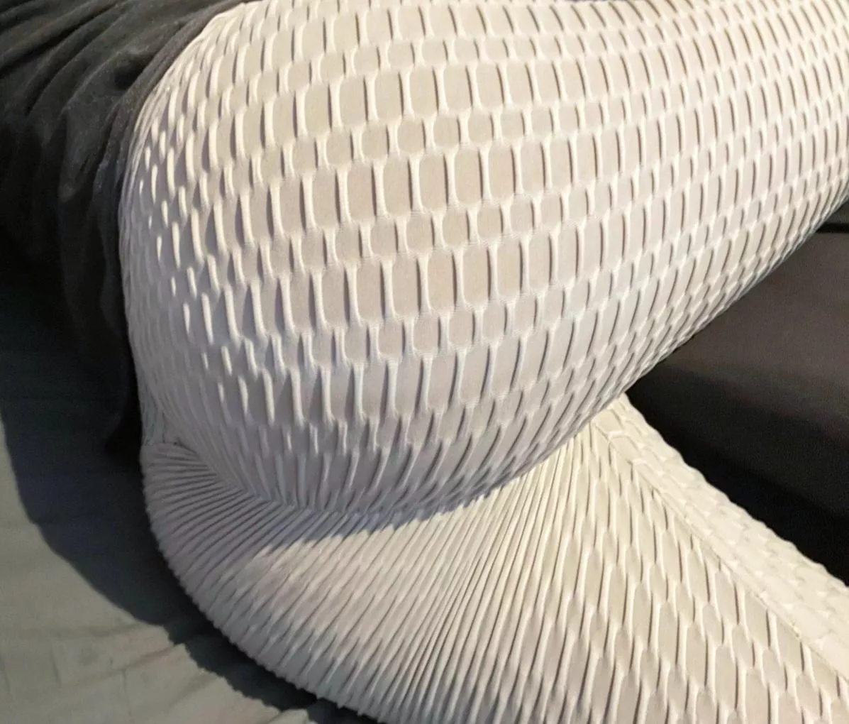 These are the most comfortable leggings for a lazy Sunday on the sofa!!