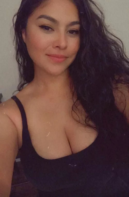 Tell me what you think about when you see me 😊