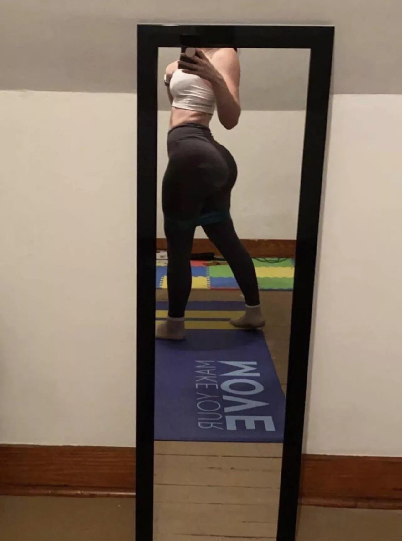 I work hard to make my booty bigger and better to make you hard