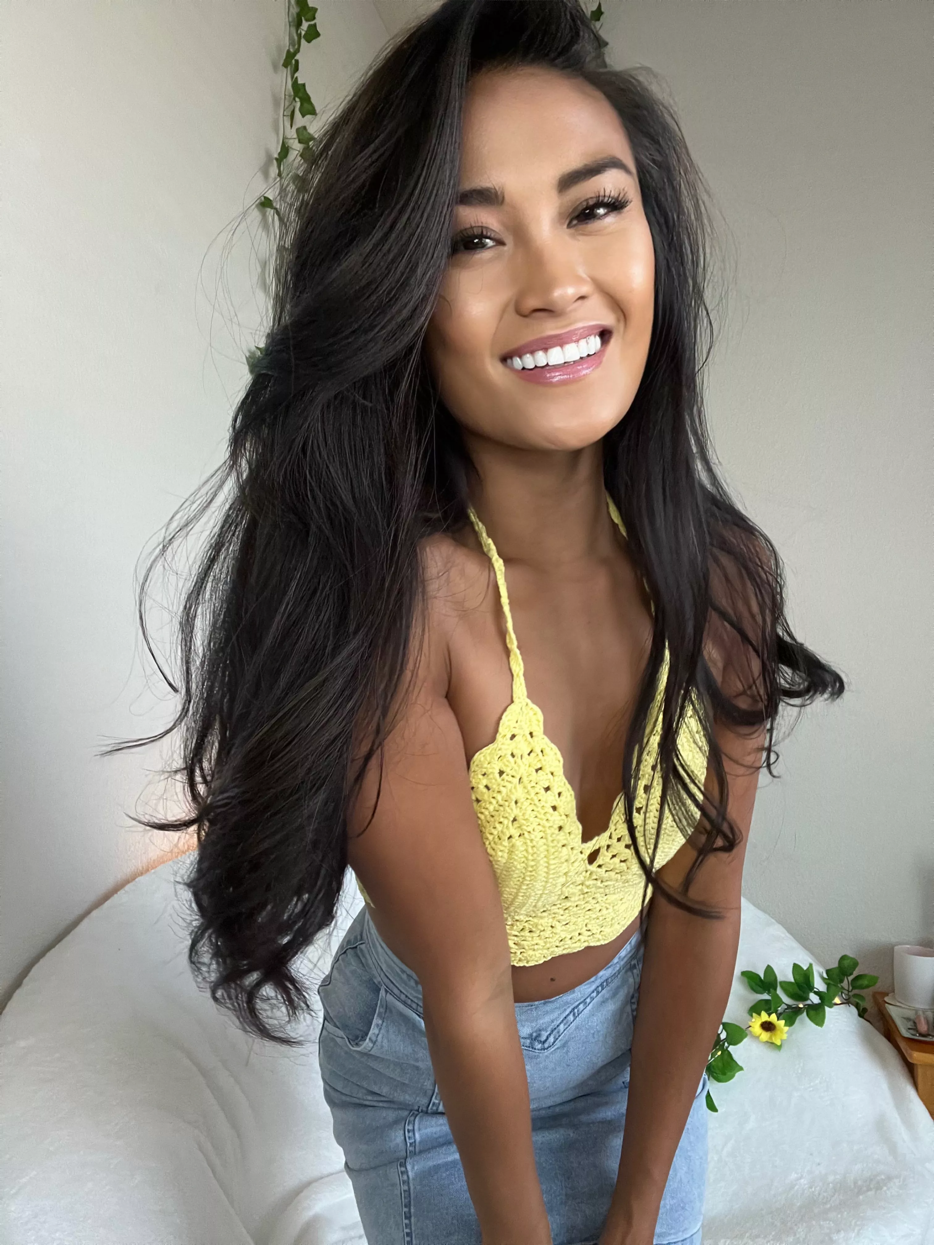 I love being a naughty and cute island girl 😈