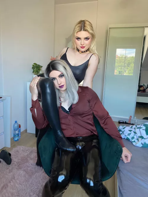 My sissy girl got chasity cage under this slutty leggins 😈