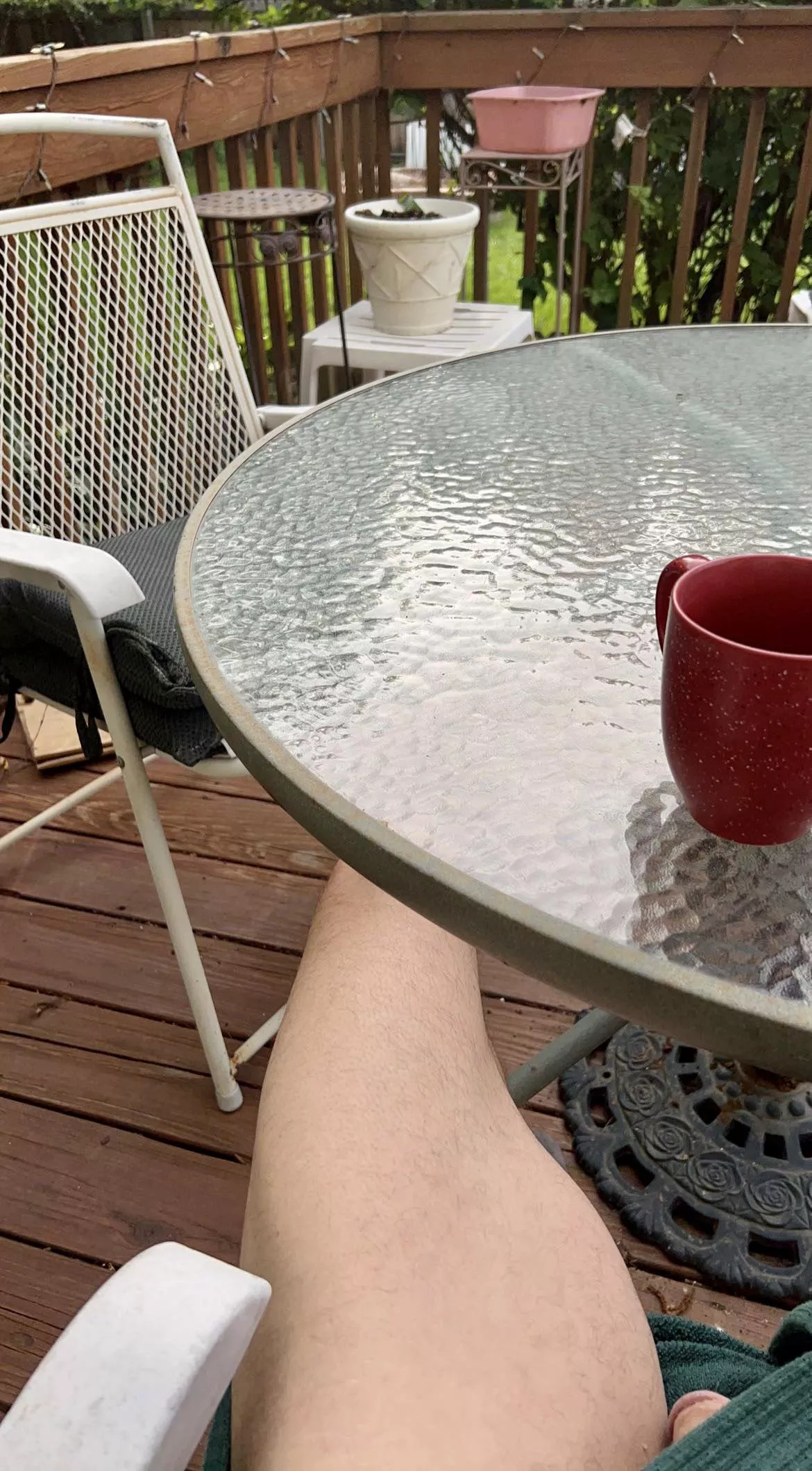 Whenever you want a morning coffee, there’s always a seat for you.