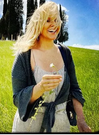 Julia Ann’s has yet to post a pic of her reduced boobs, but here is a post from her public IG Account which shows how small there are now, no melon size any more.