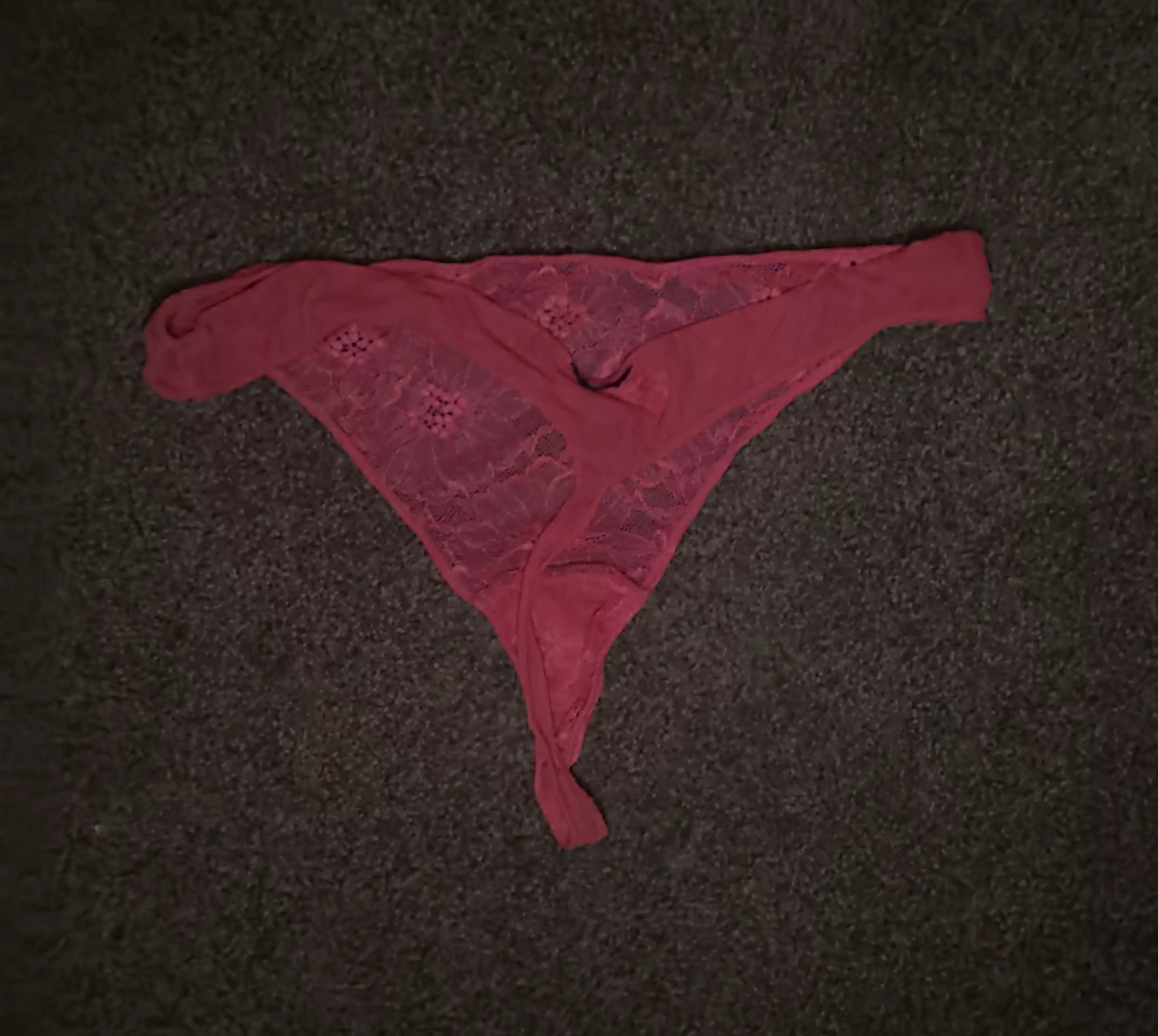 My friends GF worn thong! just got it tonight 😬