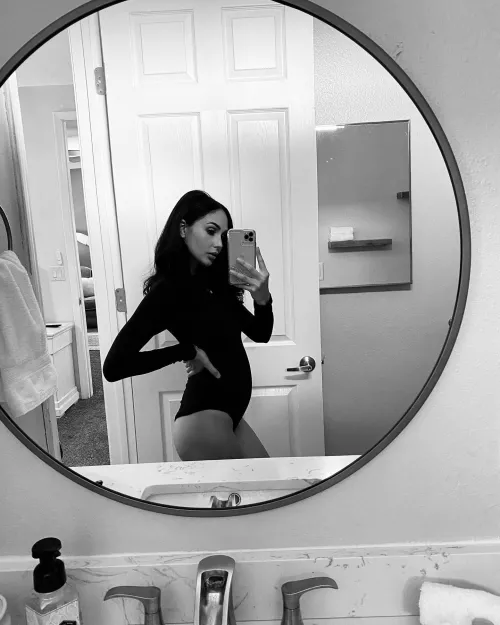She has confirmed her pregnancy