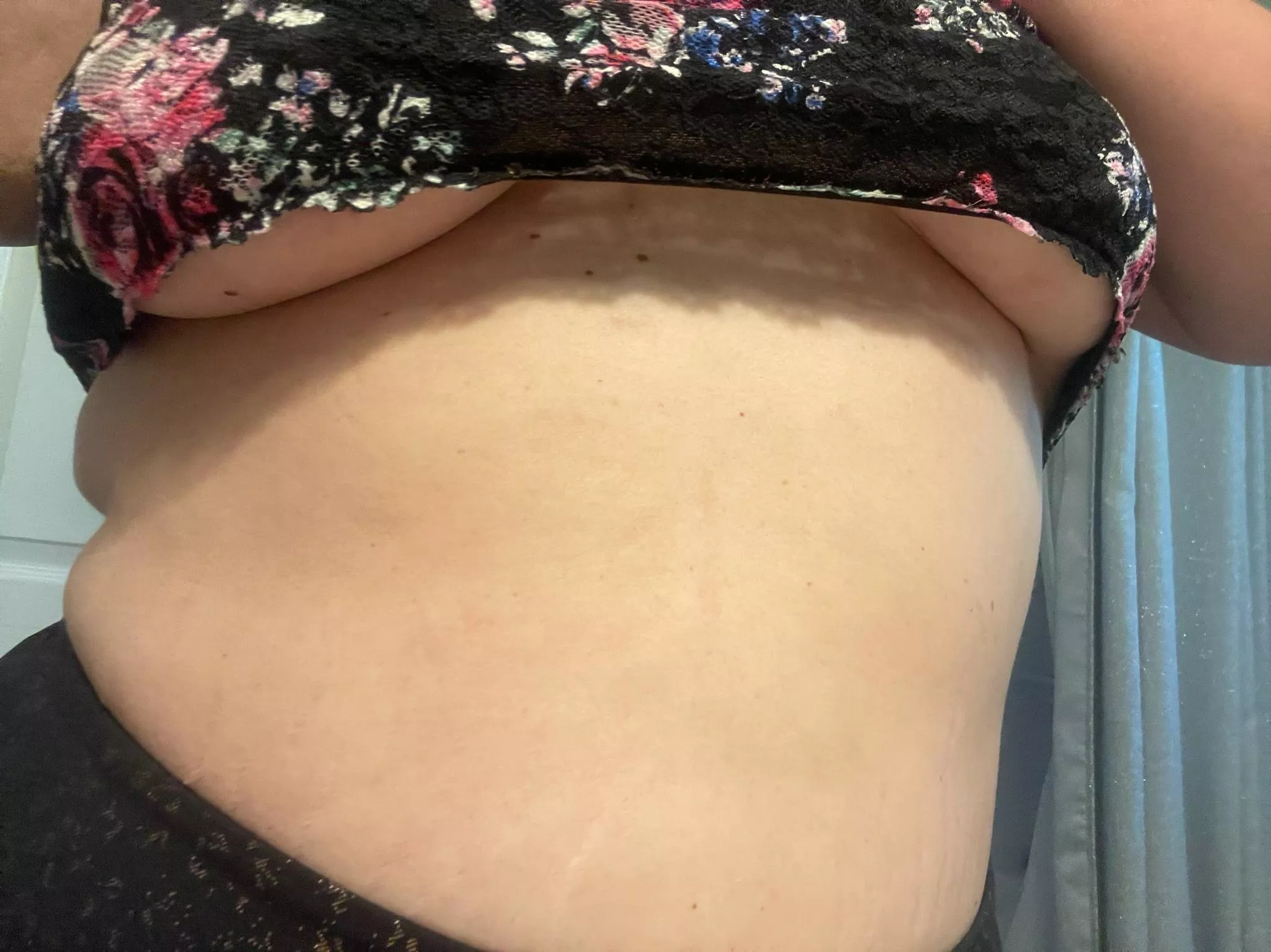 38 milf here 😘 How do they look from down there?