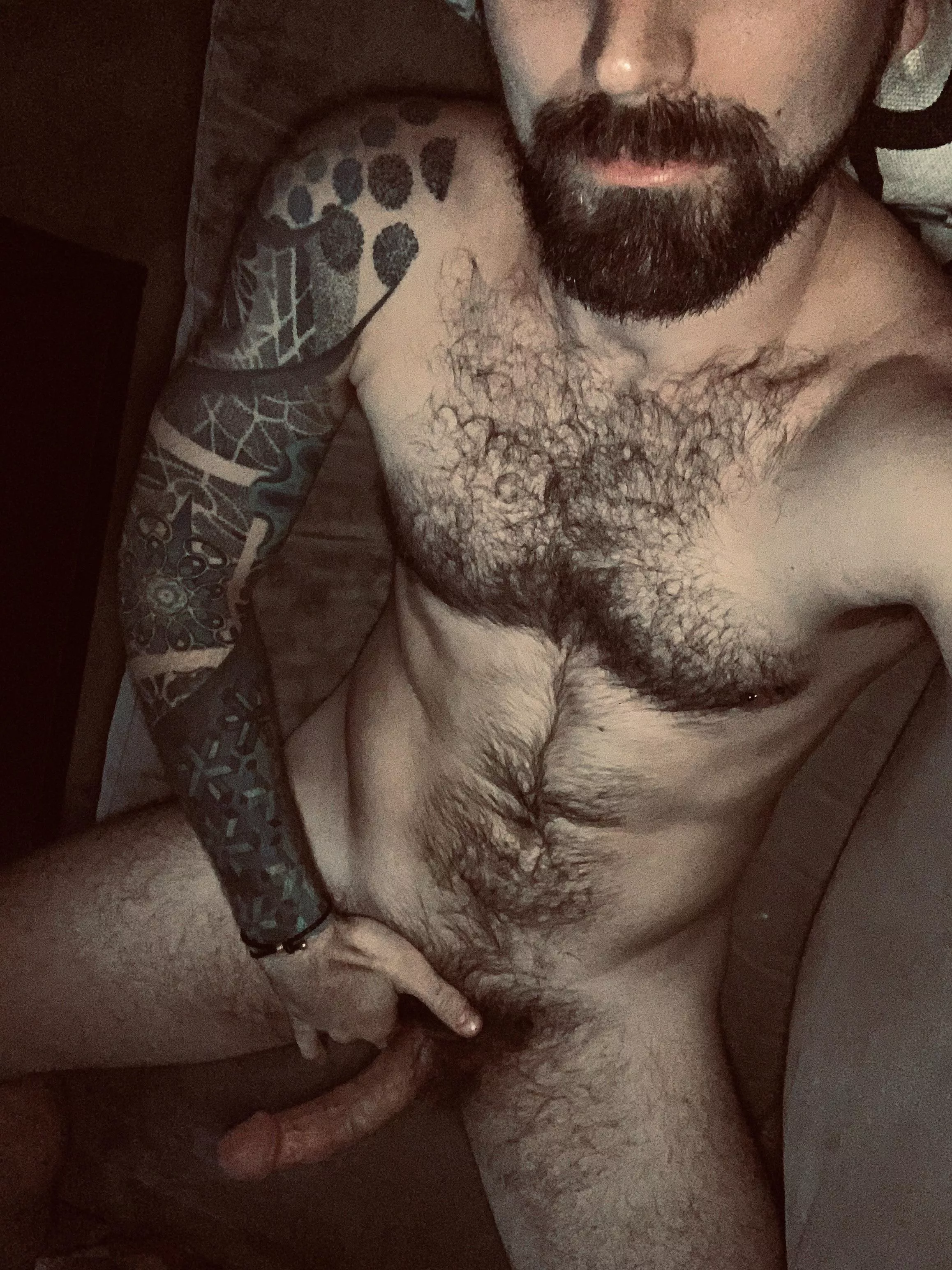 Feeling more inasnely ahiry than usual tonight.