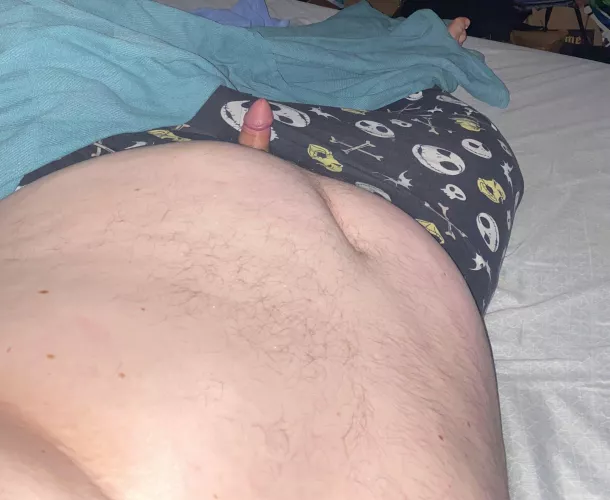 [33] cum lay on my soft belly dms open