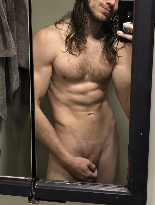 Hair looks way more epic wet imo. What do you think?