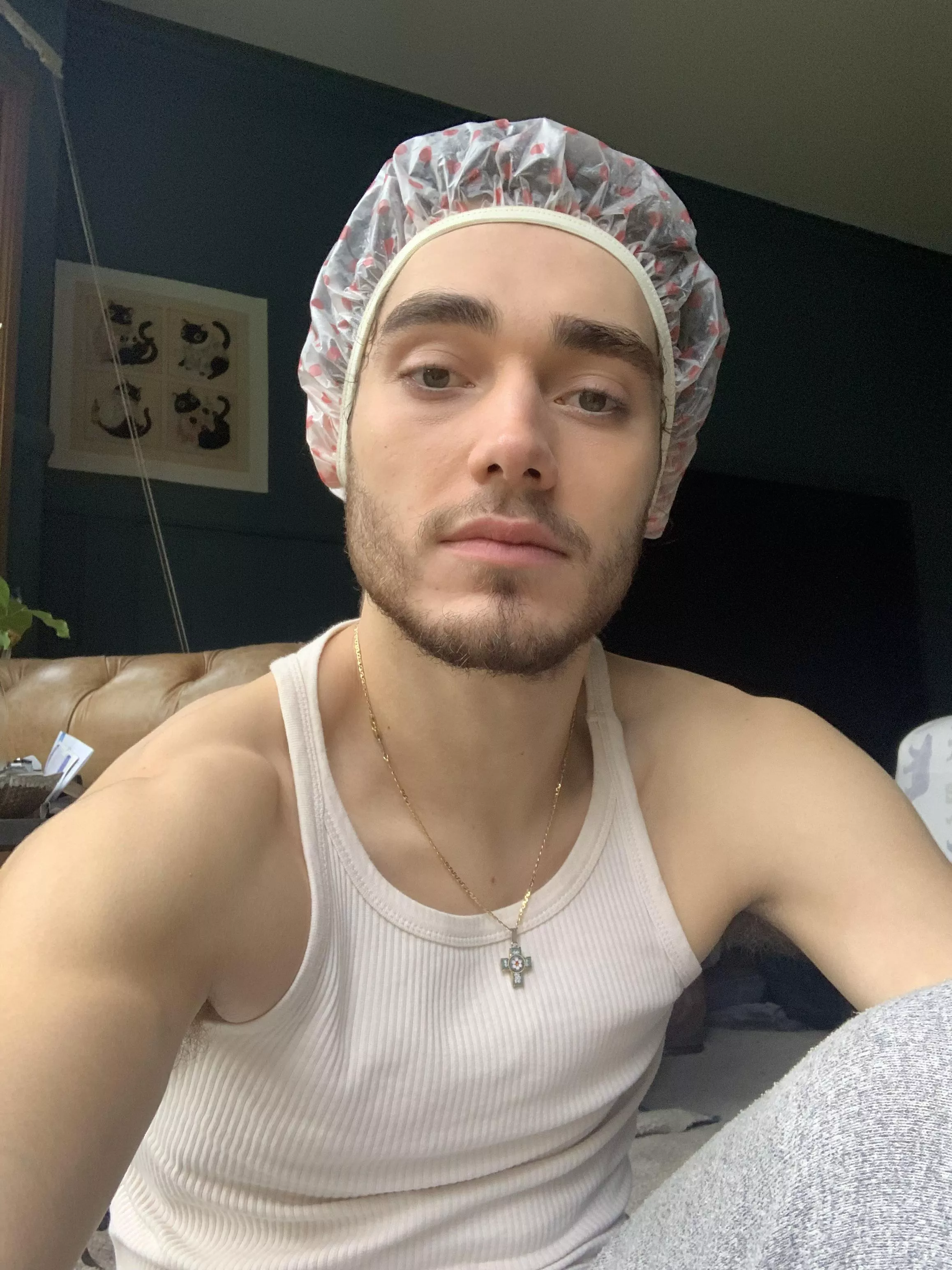 Keeping them curls luscious 🥰