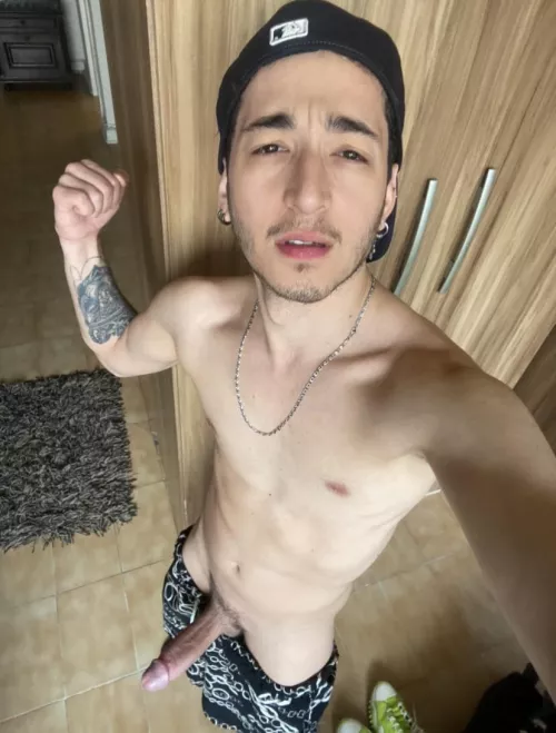 My big boy loves to make a ass turn to a pussy 😎🤟🏻