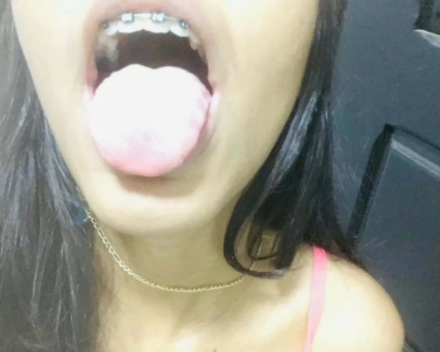 Upvote if you'd fuck my mouth