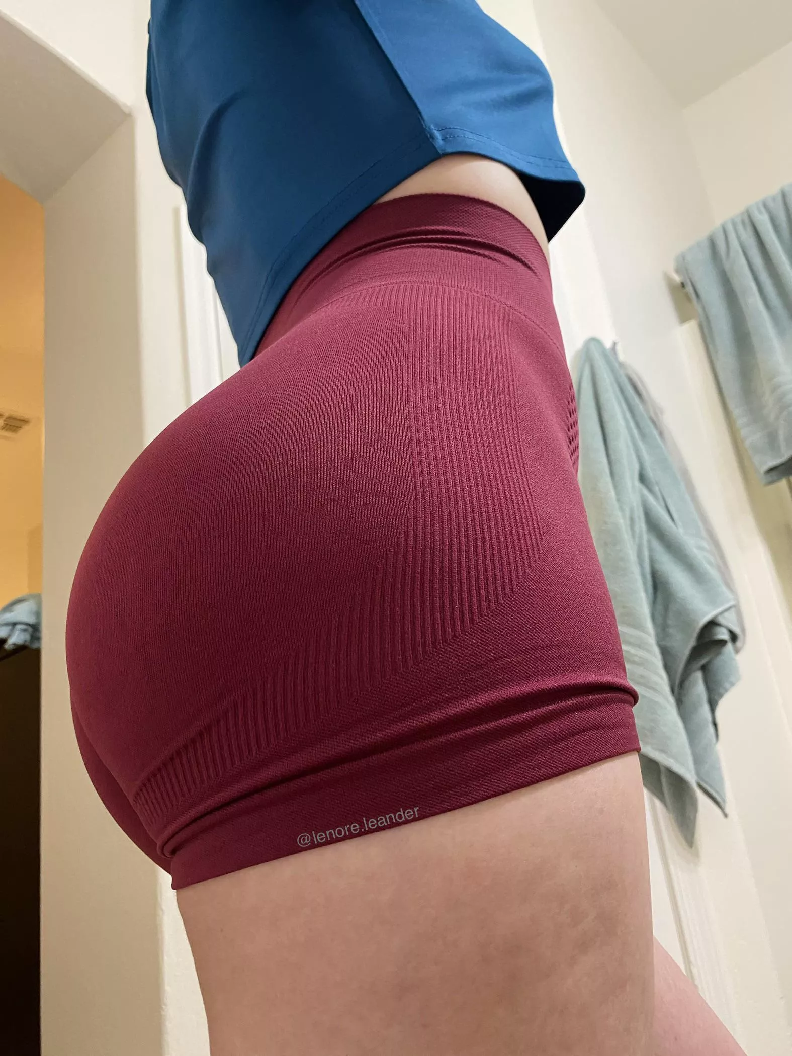 My new yoga shorts, I’ll be getting these in every color so I can live in them 😍