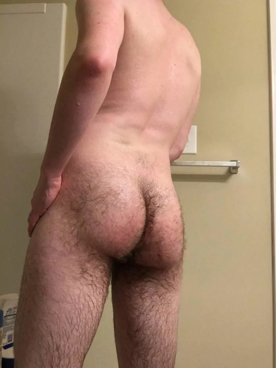 Been needing a nice dick for a while, why don’t you help ;)