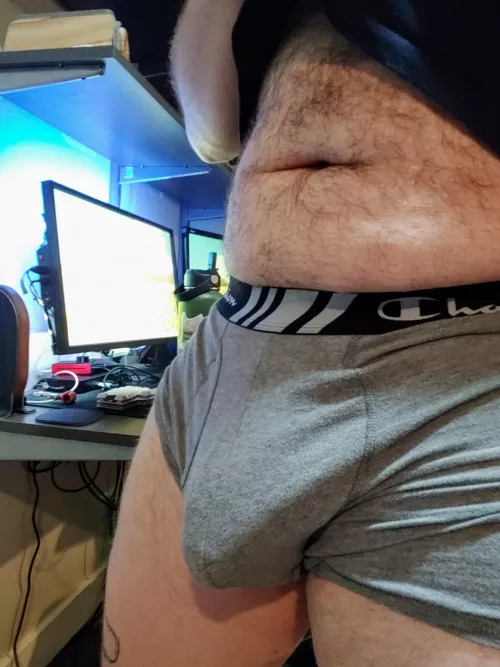 Need to relax with some video games. Can I get a support?