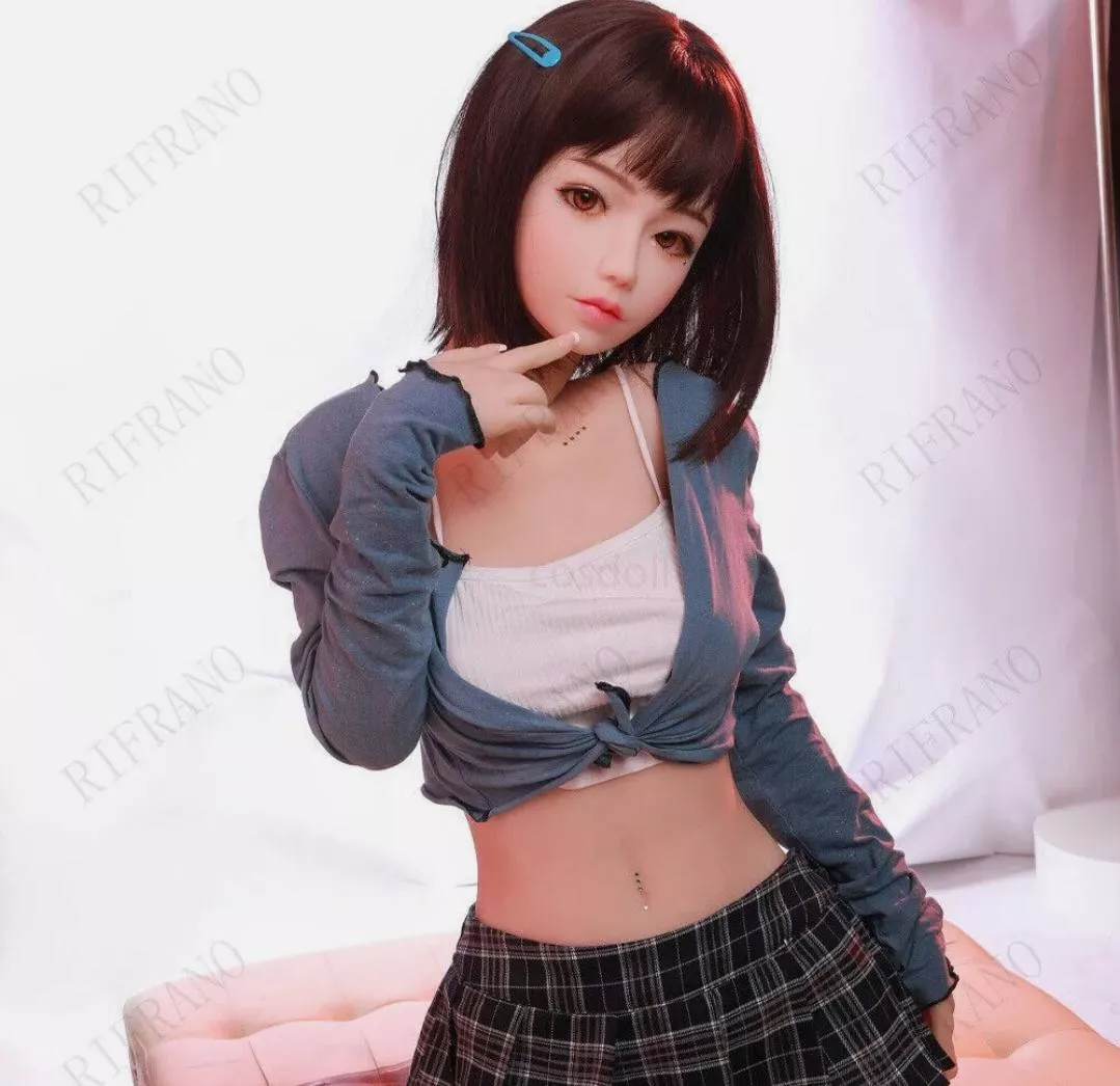 anyone have any info on this doll and how tall it is?